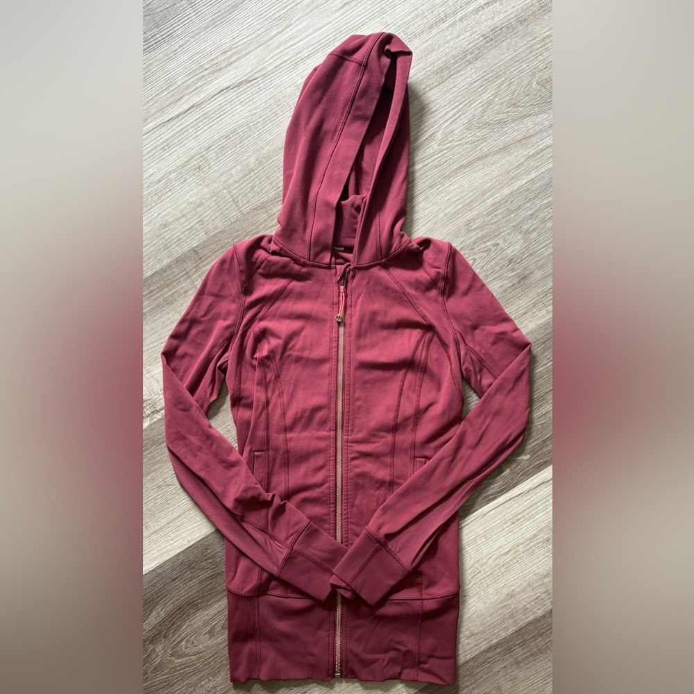 Women’s size 2 lululemon athletica Maroon Zip-Up Hoodie